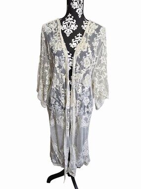 Lace Floral Kimono Cardigan She + Sky Small Boho